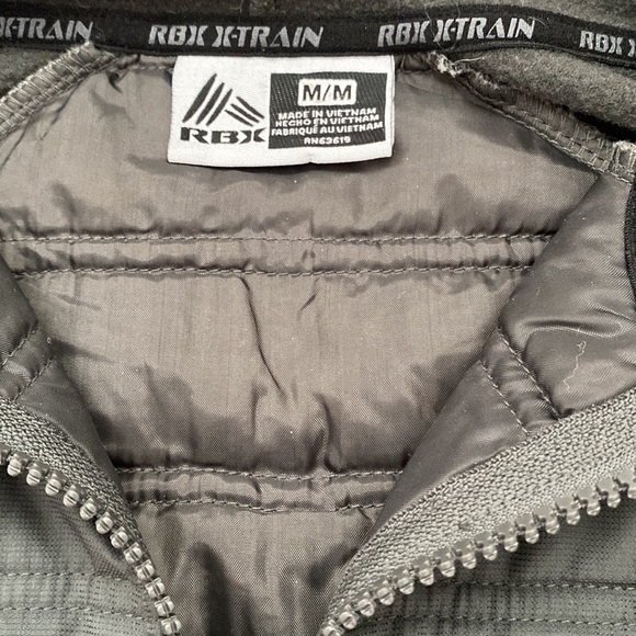 A medium Reebok X-Train Jacket - X-Dri - Picture 2 of 4